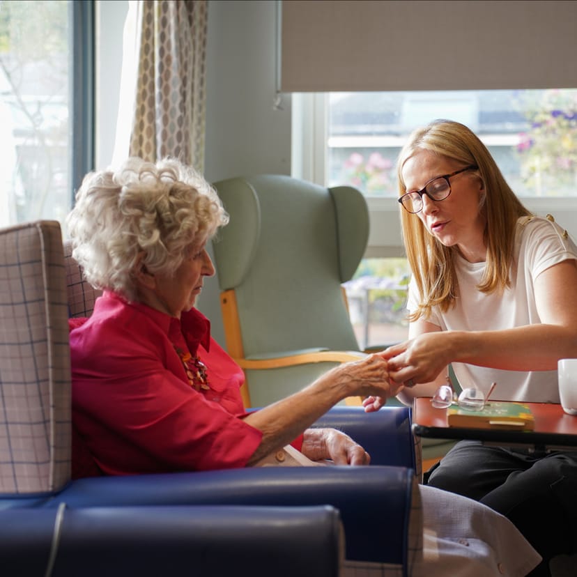 Become a volunteer in one of our Care Homes